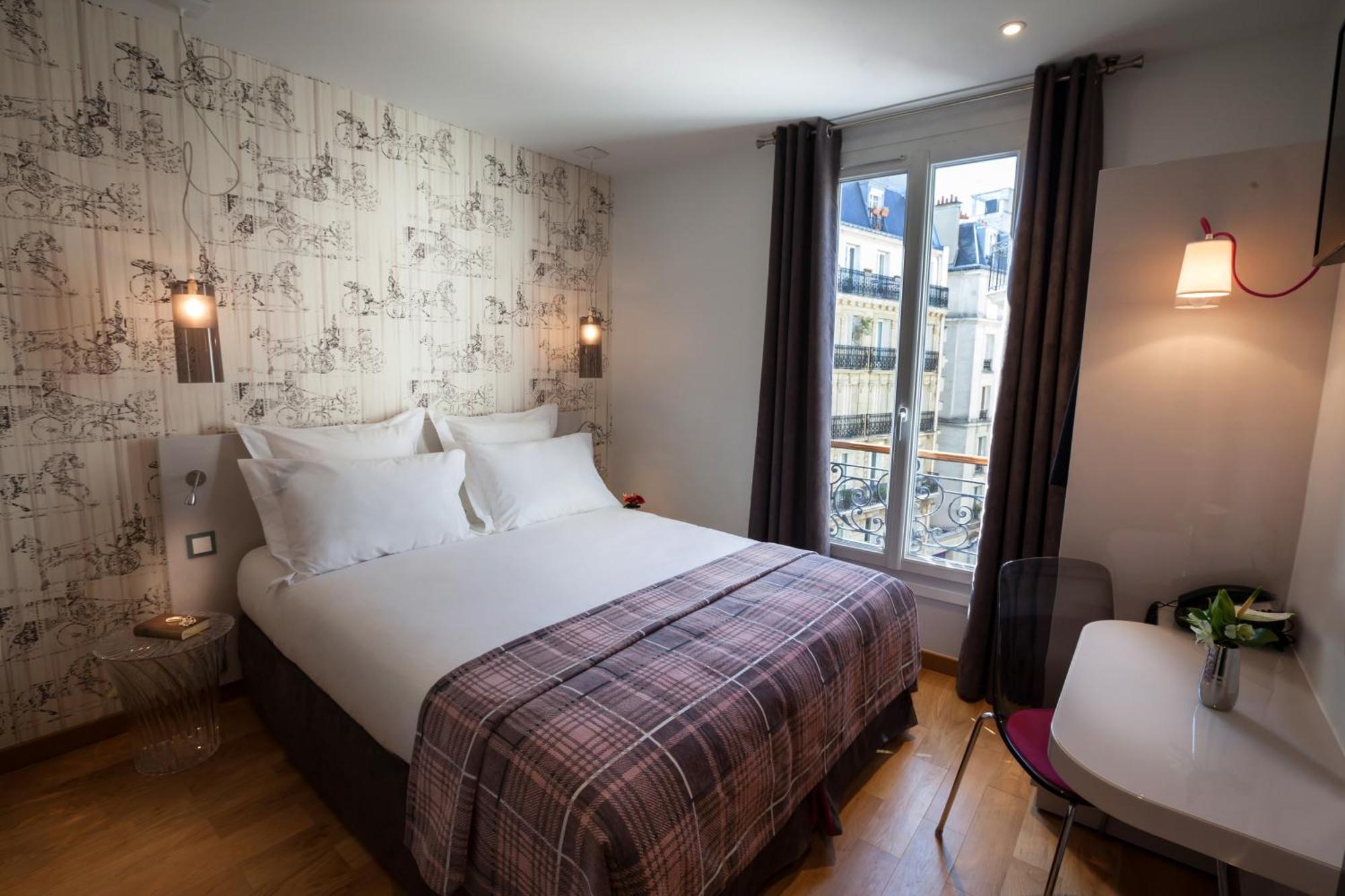 Classic Double Room,460977420:JPEG